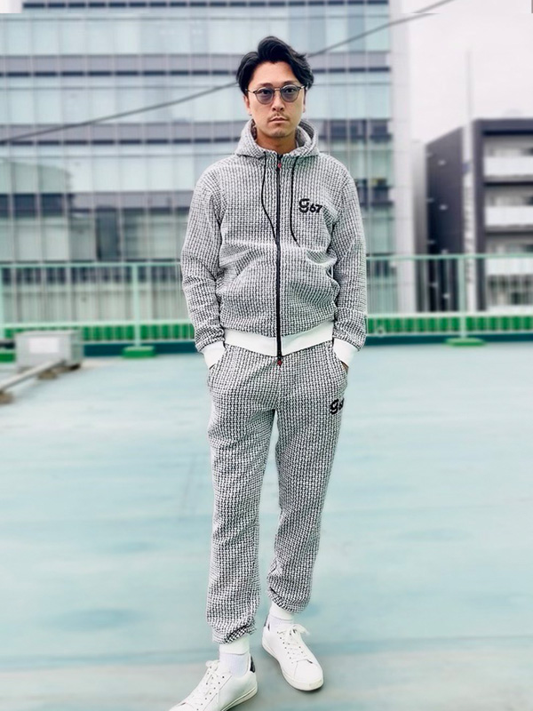 Staff Style 11
